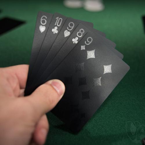 Wasserdichte schwarze Plastikpokerkarten (1 Set)
