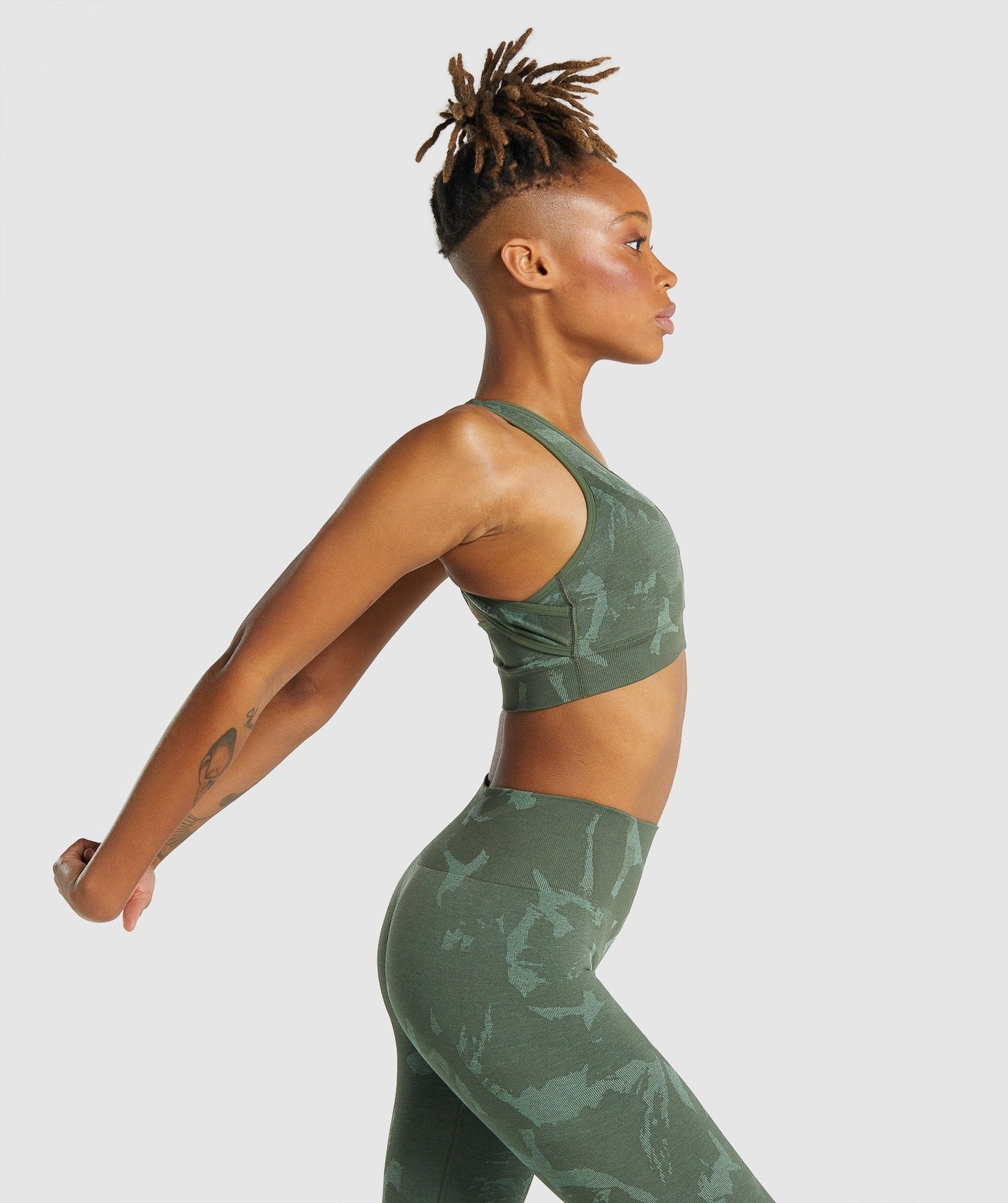 Gymshark Adapt Camo Seamless Sport BH - Savanna | Grün