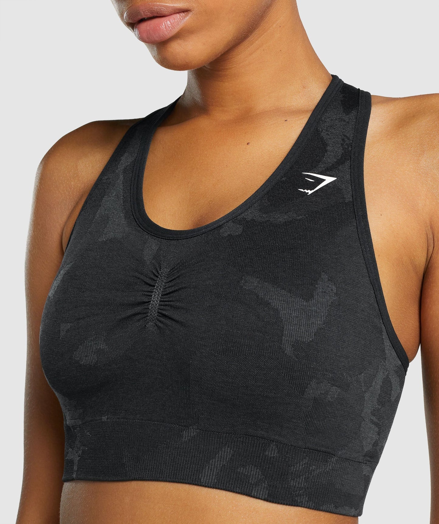 Gymshark Adapt Camo Seamless Racer Back Sports BH - Savanna | Schwarz