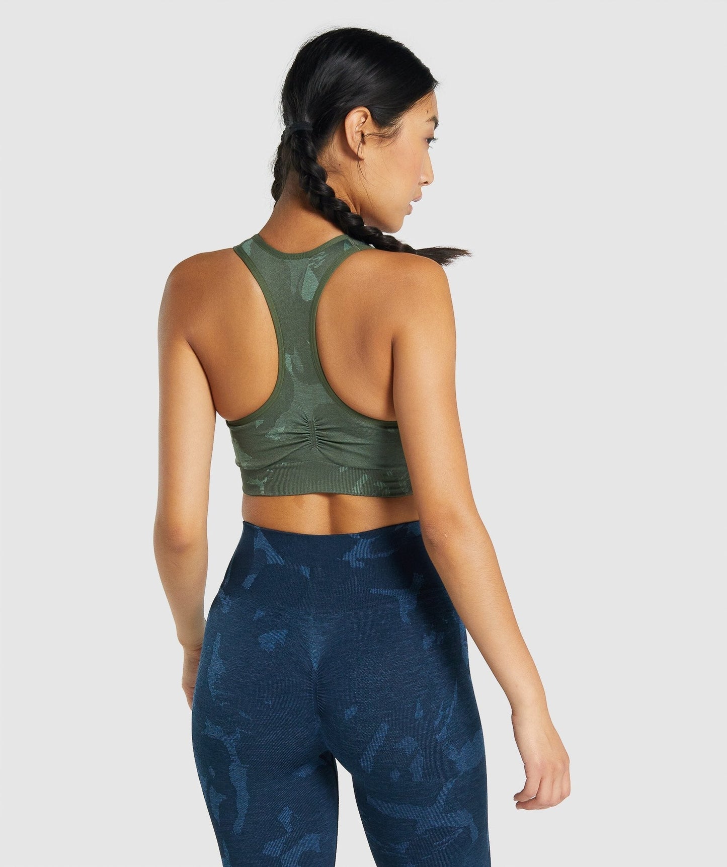 Gymshark Adapt Camo Seamless Racer Back Sports BH - Savanna | Grün