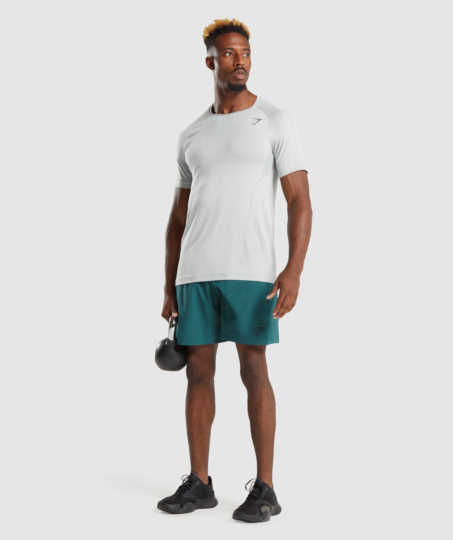 Gymshark Apex spielen T -Shirt - hellgrau/Holzkohle