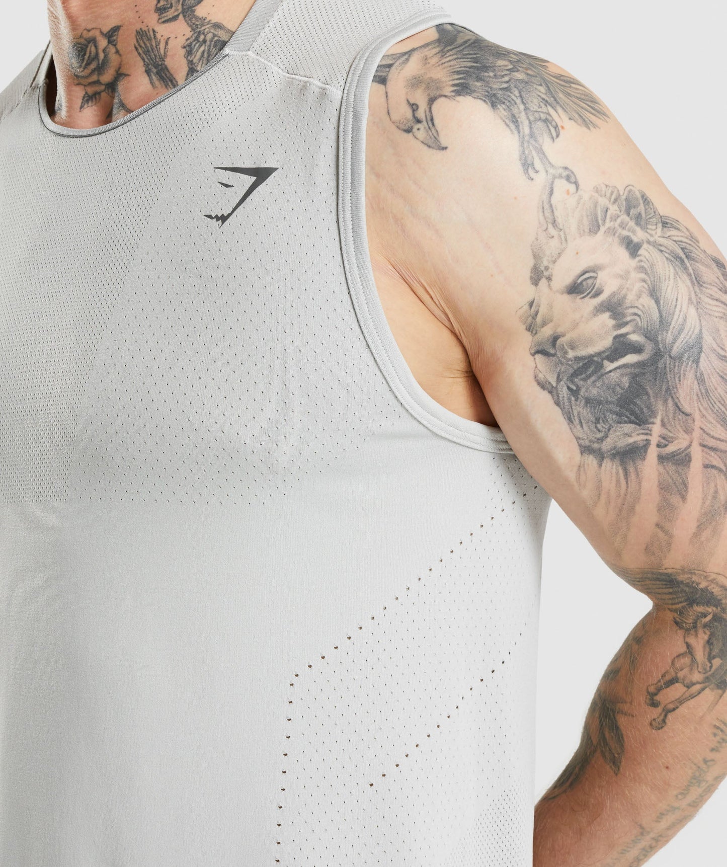 Gymshark Apex Tank - hellgrau/Holzkohle