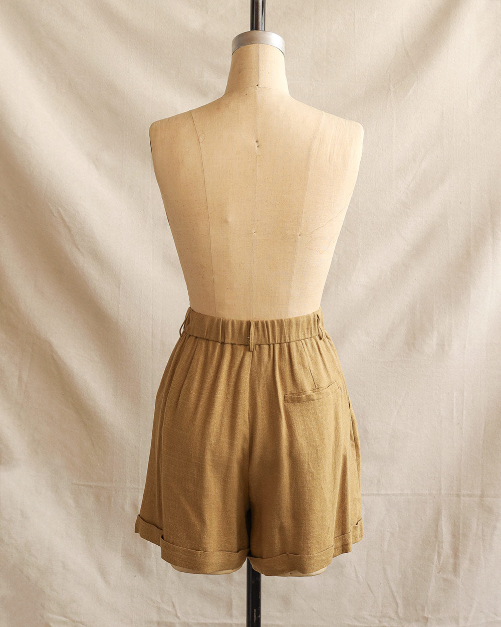 Along the Hudson Shorts - Tan