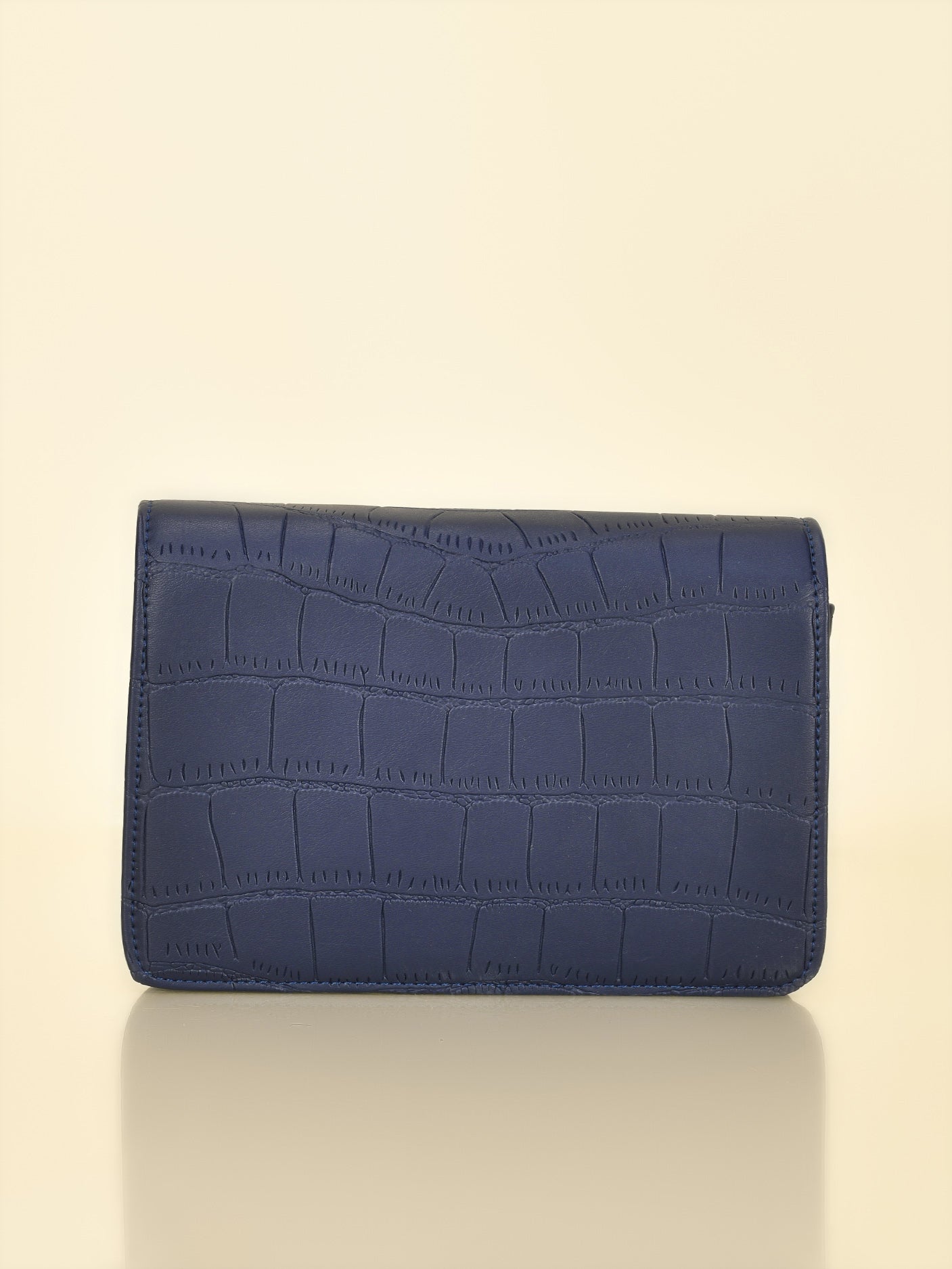 Pearl Strap Cross Bodybag