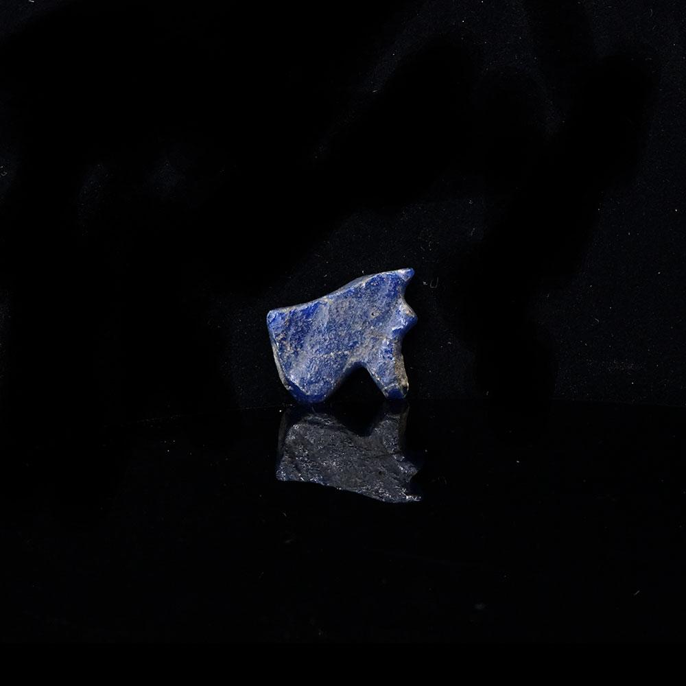 ایک مصری شیشے کی شادی شدہ آنکھ کا تعویذ ، دیر سے مدت ، CA. 664 - 332 قبل مسیح