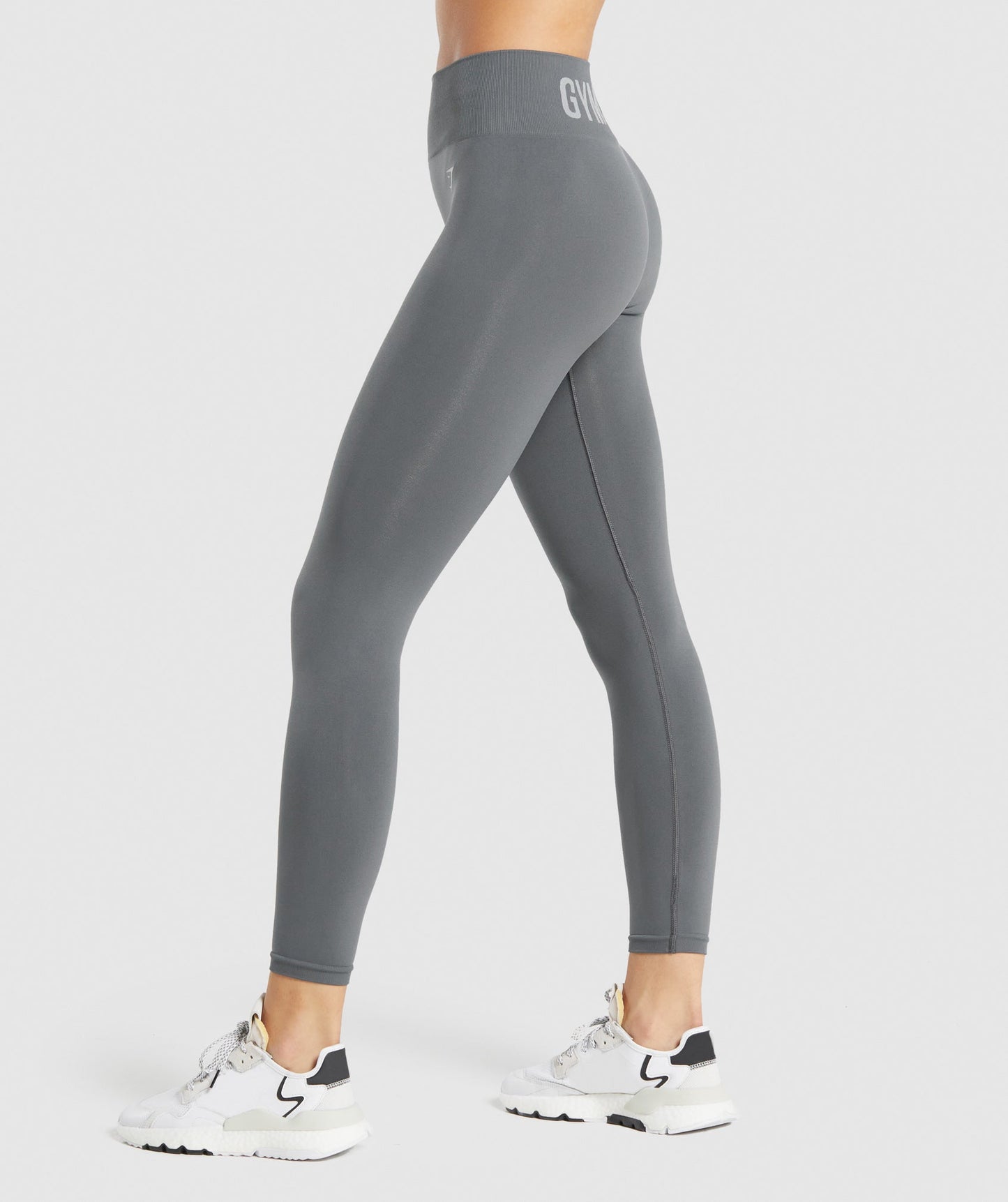 Gymshark fit nahtlose Mid -Rise -Leggings - Holzkohle