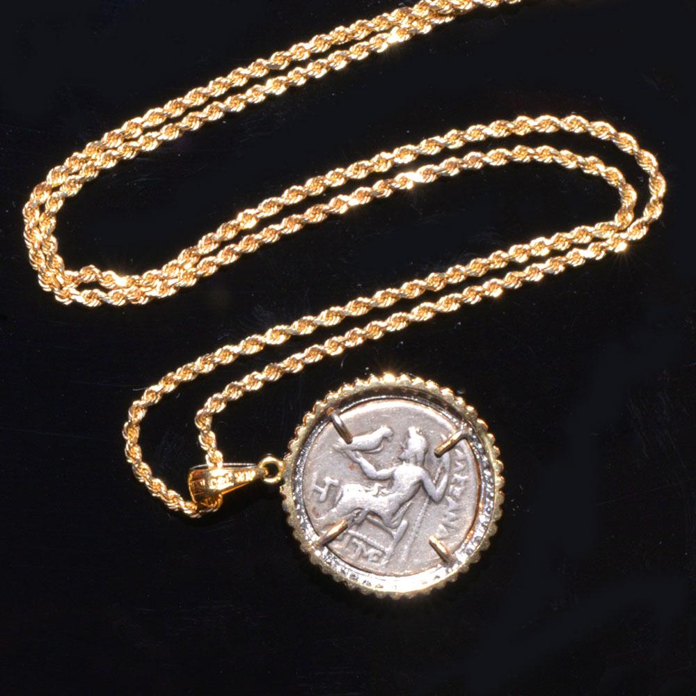 الیگزینڈر دی گریٹ سلور ڈرچم (سن 336 - 323 قبل مسیح) سونے اور ہیرے کے ہار میں سیٹ