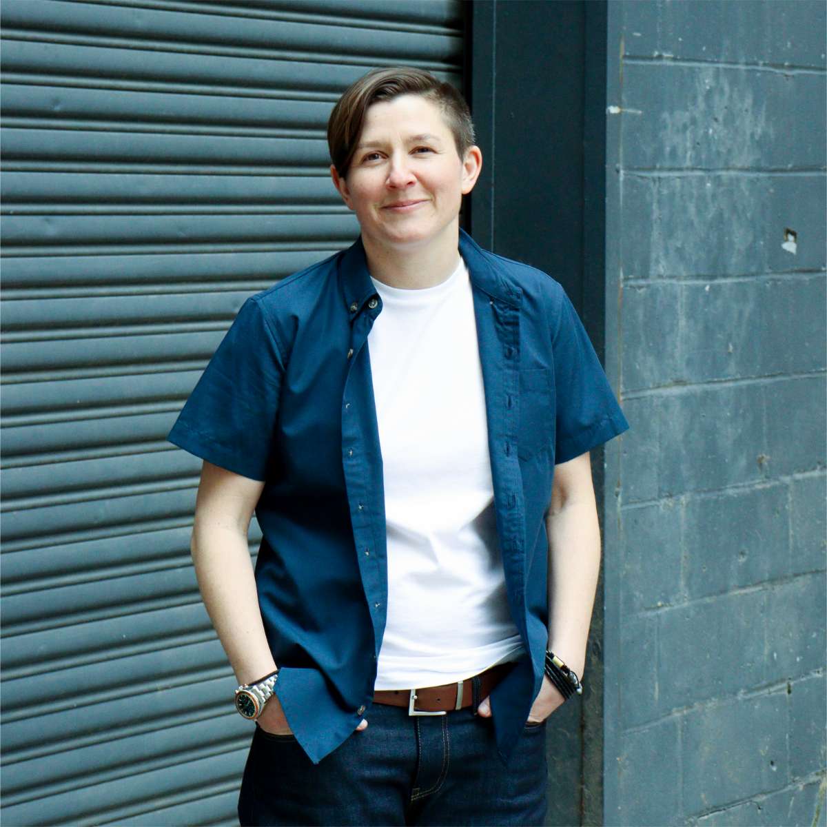 Navy Blue Chambray Short-Sleeve Shirt