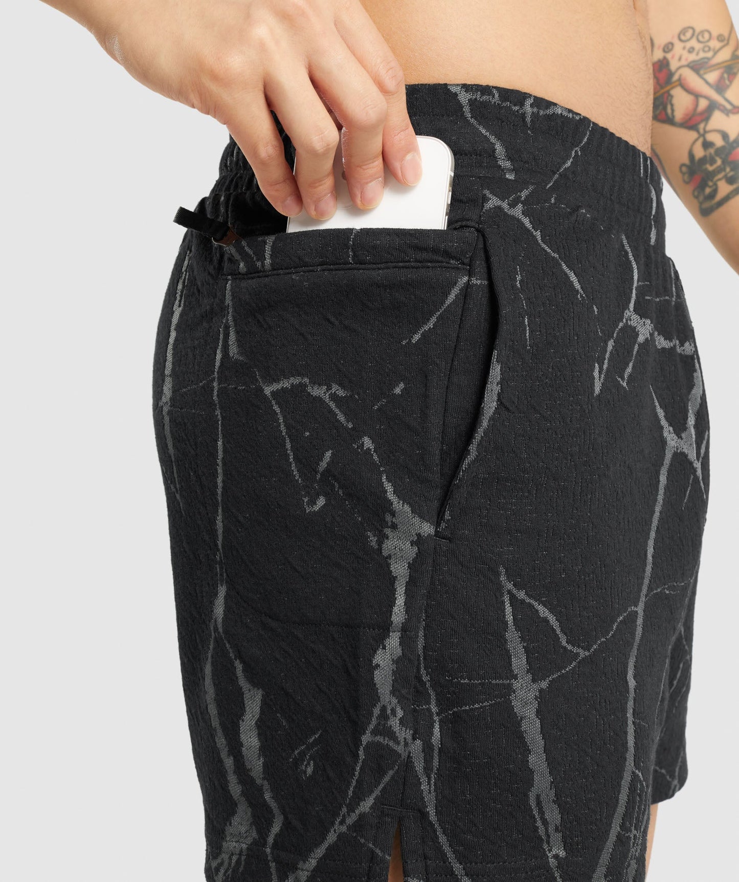 Gymshark Power 5 "Shorts - Schwarzer Druck