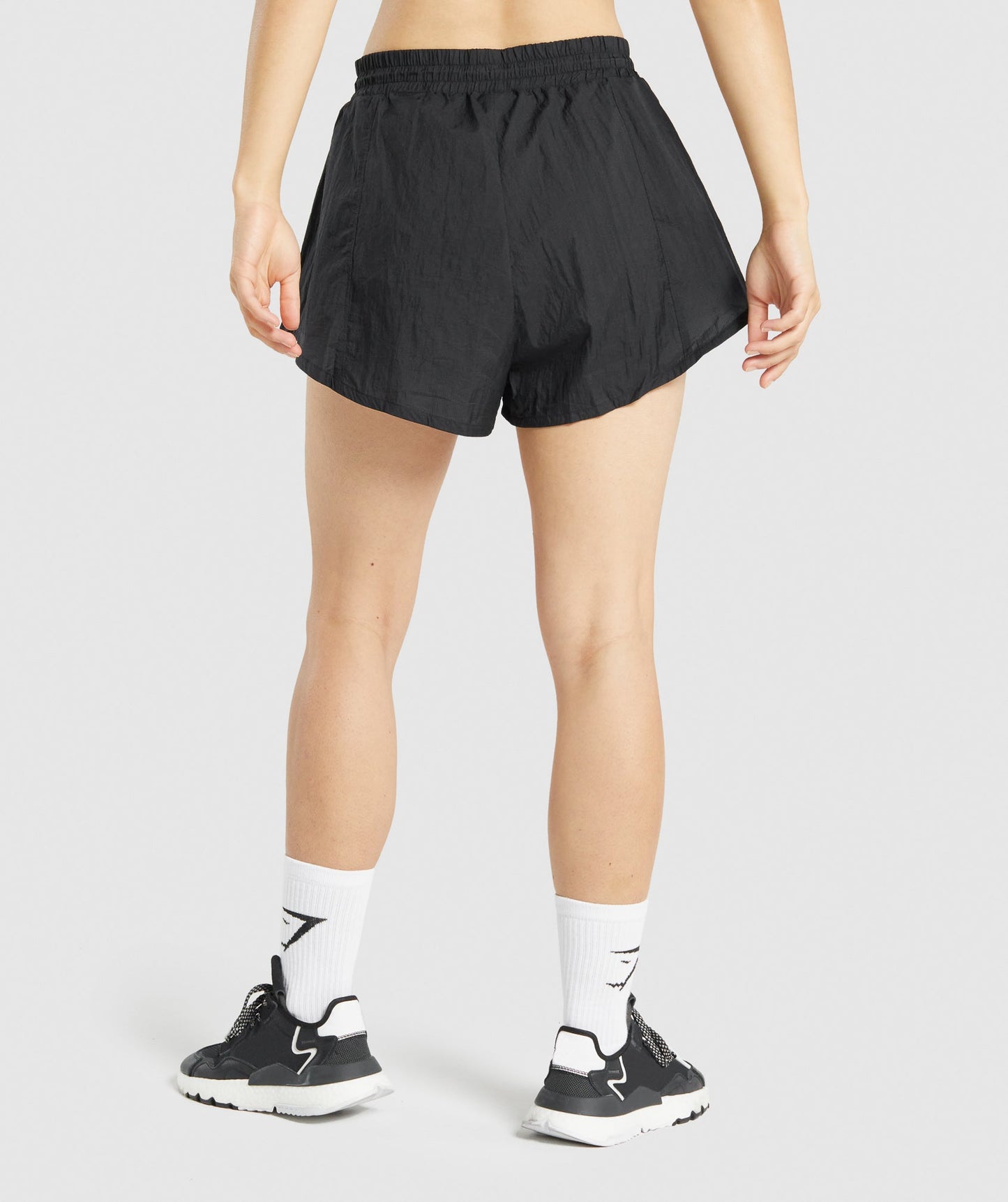 Gymshark Puls 2 in 1 Shorts - Schwarz