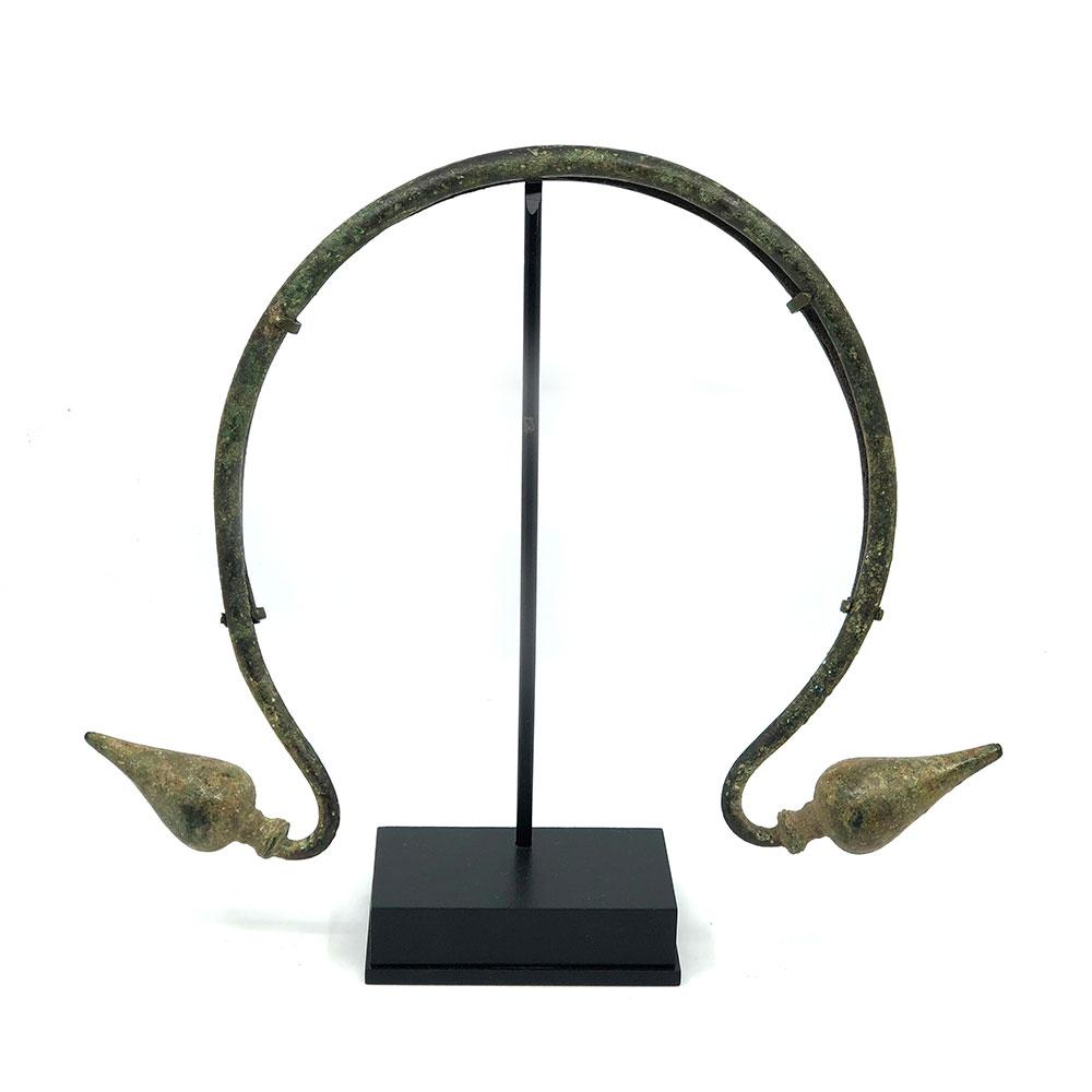 ایک اٹالک کانسی کا ٹارک ، ولاانوون دور ، سی اے۔ چھٹی صدی قبل مسیح