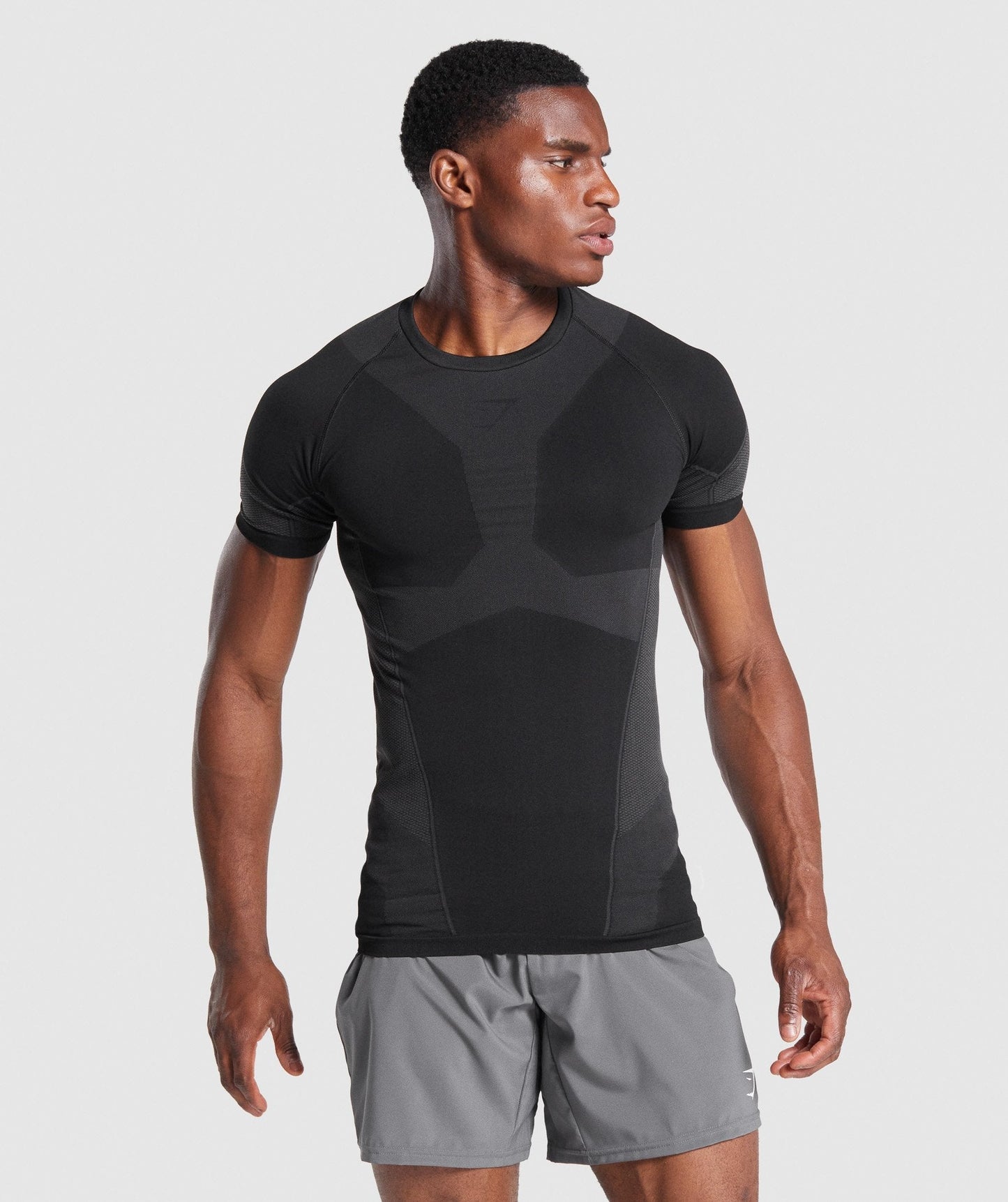 Gymshark Free Force Nahtloses T -Shirt - schwarz