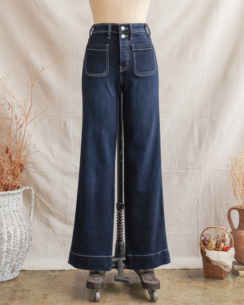 Sloane Jeans in dunkler Waschung