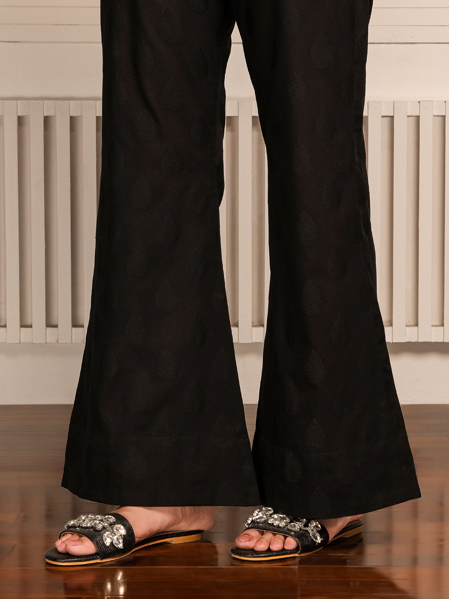 Unstitched Jacquard Trousers