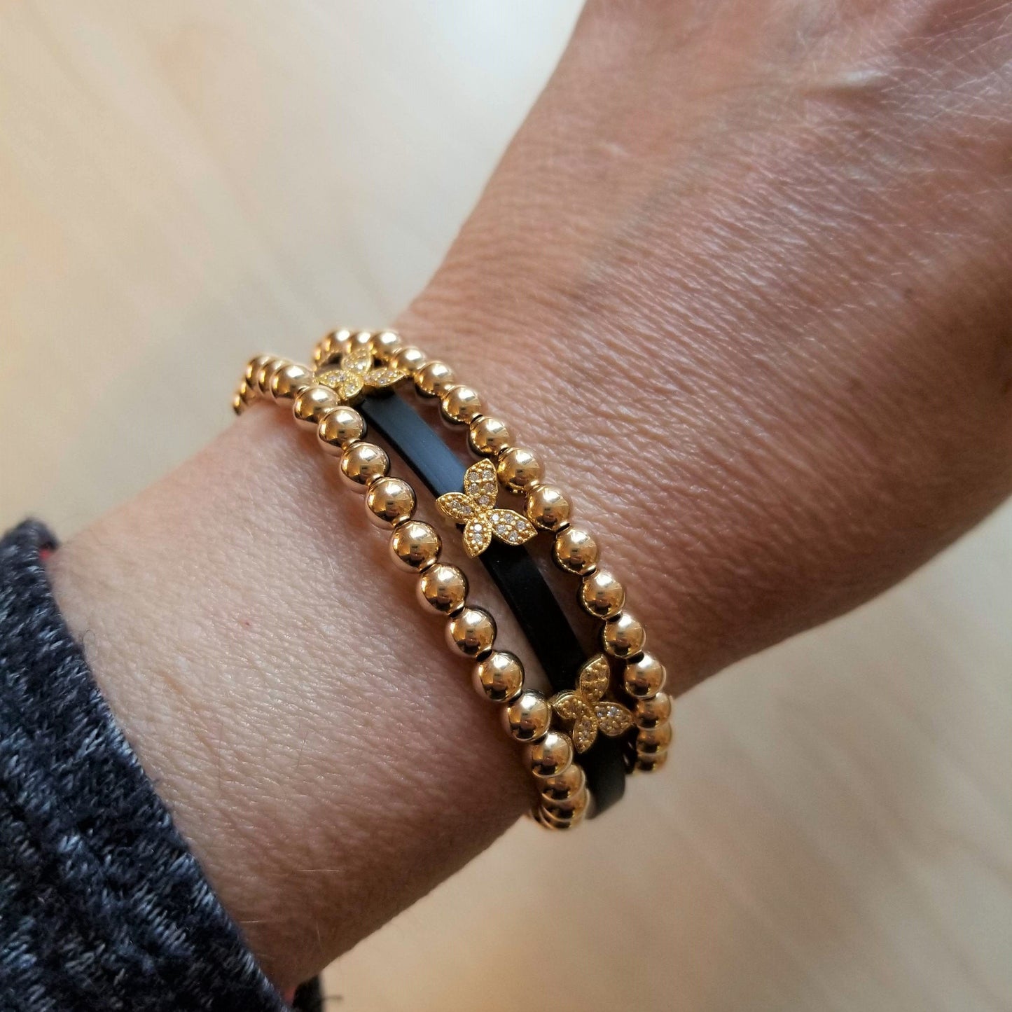 تتلی چمکنے والا کڑا