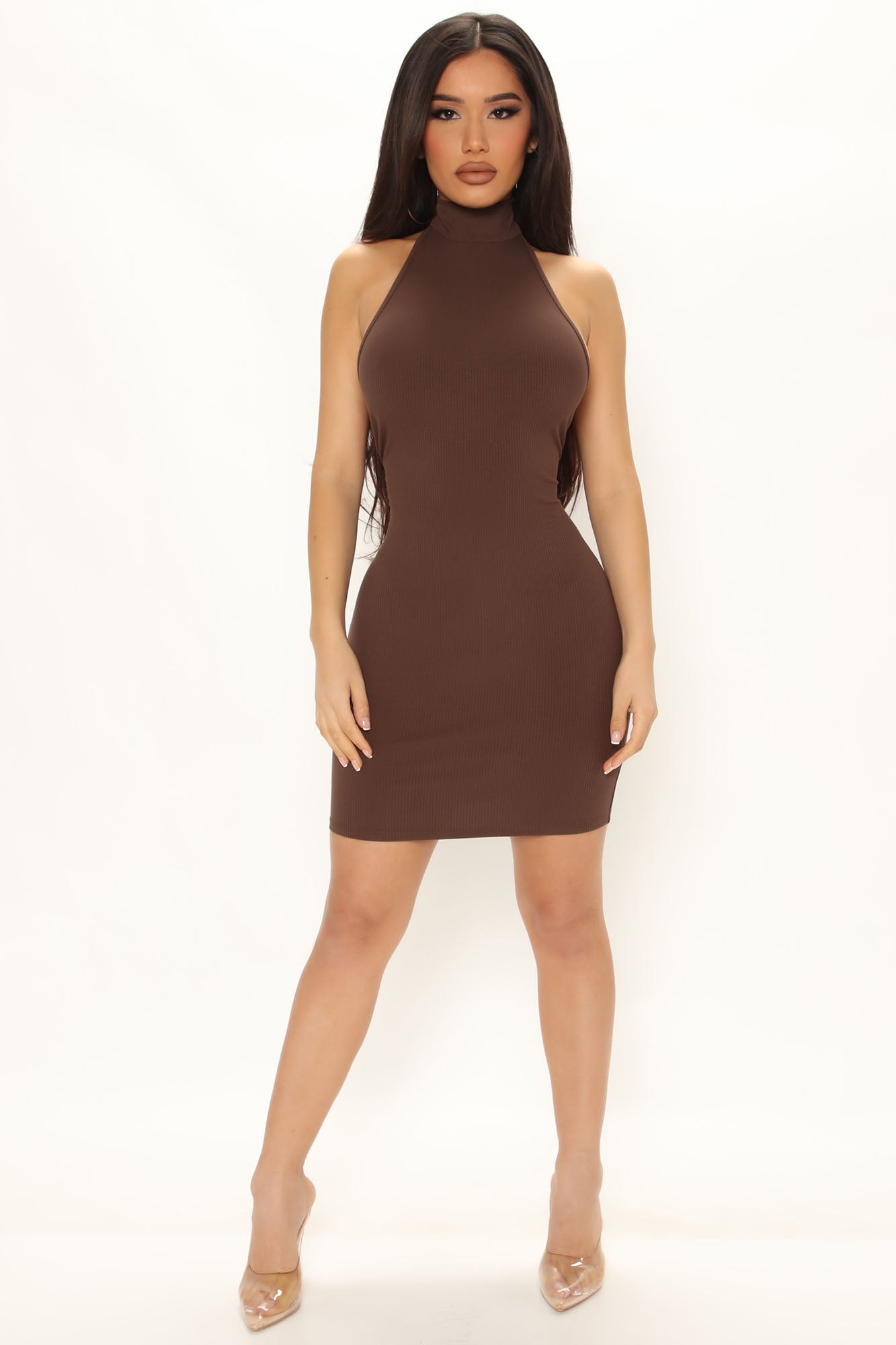 کلیئر ہالٹر نے منی لباس چھین لیا - کوکو