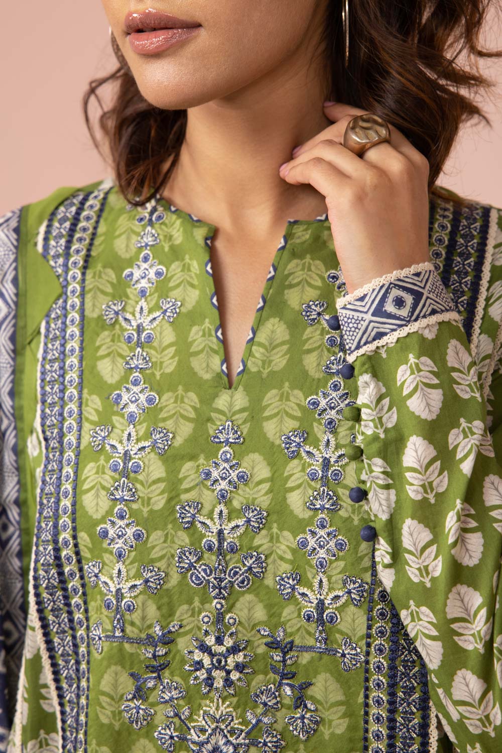 3 Piece- Embroidered Lawn Suit