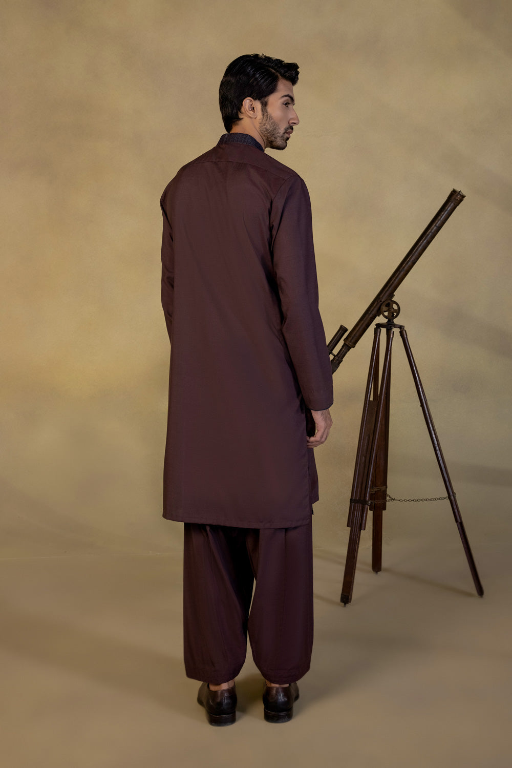 Embroidered Wash & Wear Suit