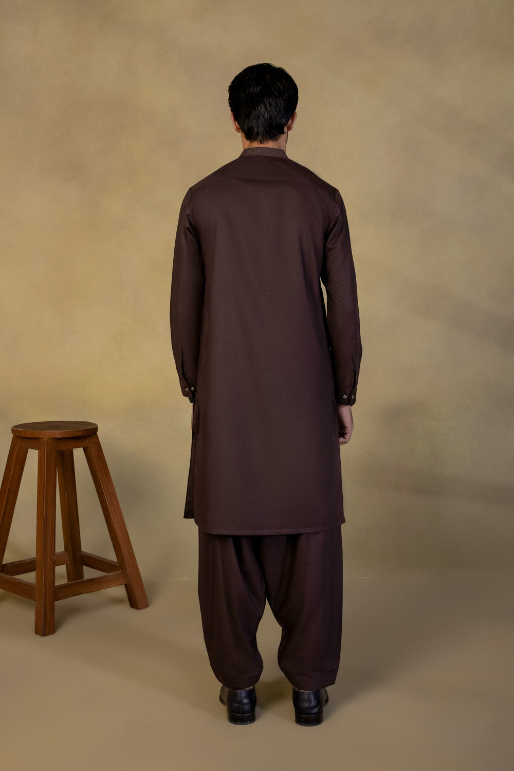 Embroidered Dobby Suit