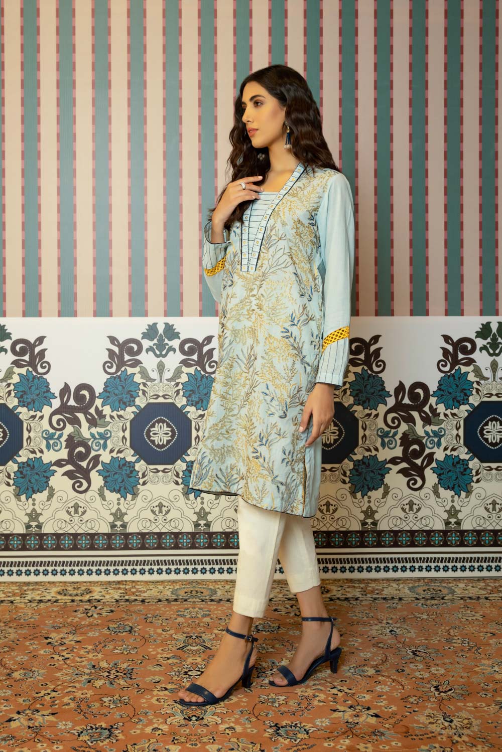 Embroidered Mélange Shirt