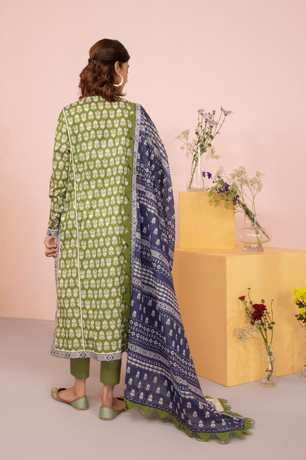 3 Piece- Embroidered Lawn Suit