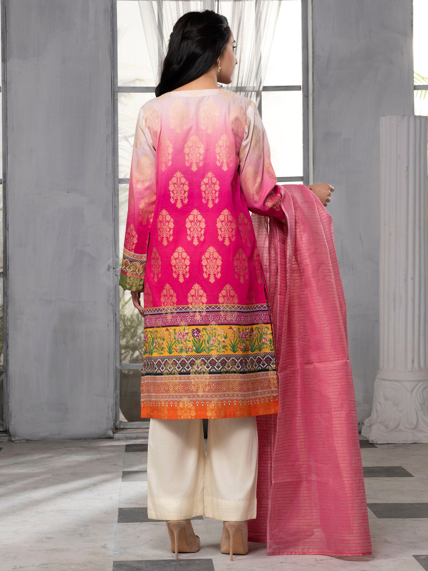 2 Piece Embroidered Jacquard Suit