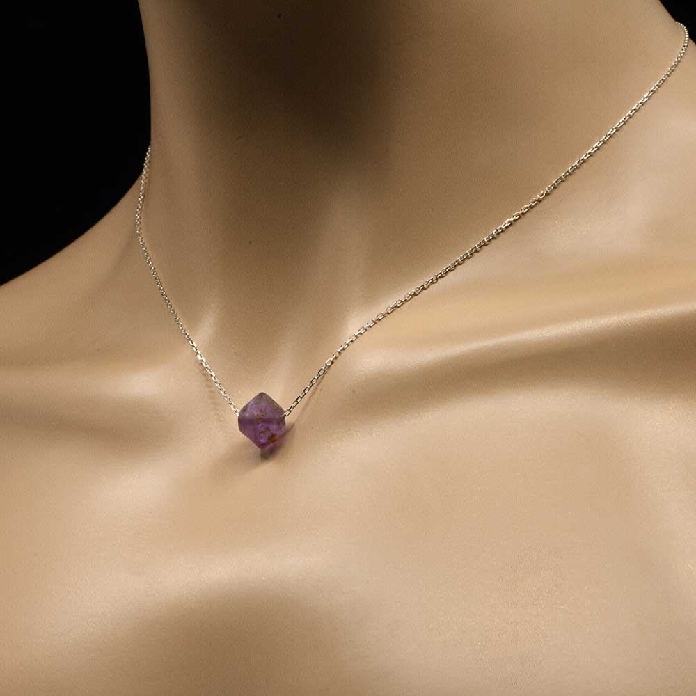 Ein römischer Amethyst-Perlenanhänger, ca. 1. Jahrhundert v. Chr./n. Chr.