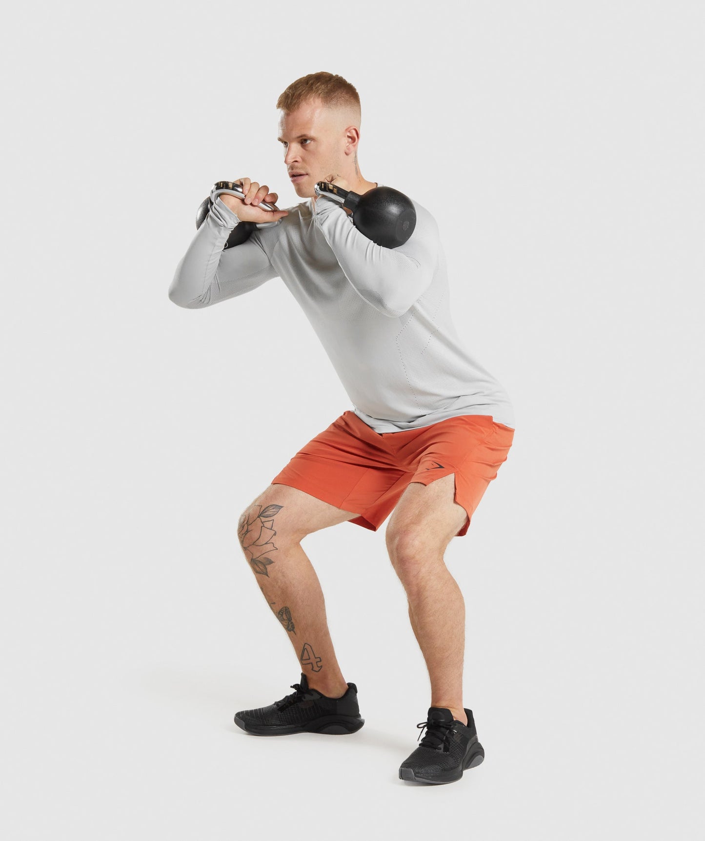 Gymshark Apex Langarm T -Shirt - hellgrau/Holzkohle
