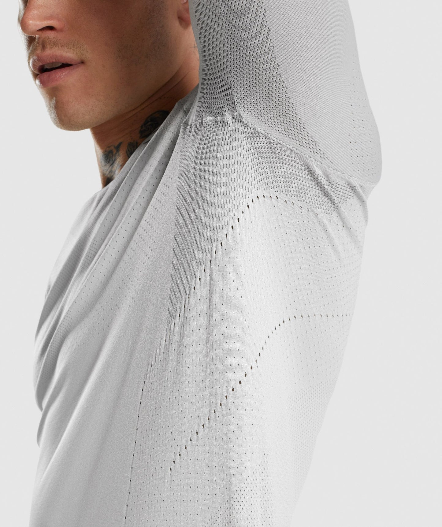 Gymshark Apex Langarm T -Shirt - hellgrau/Holzkohle