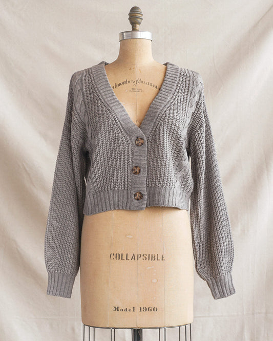 Strickjacke mit Märzprognose