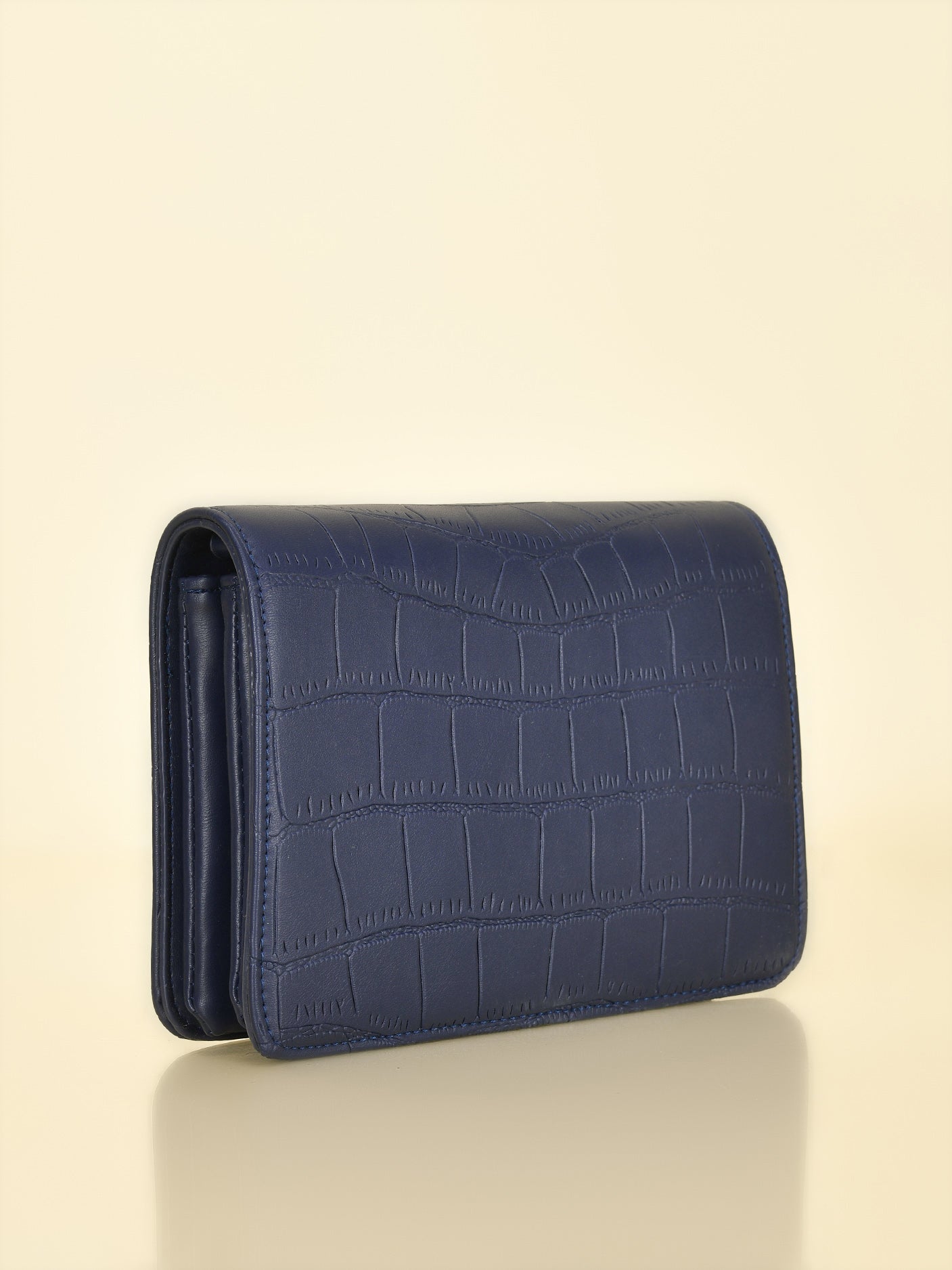 Pearl Strap Cross Bodybag