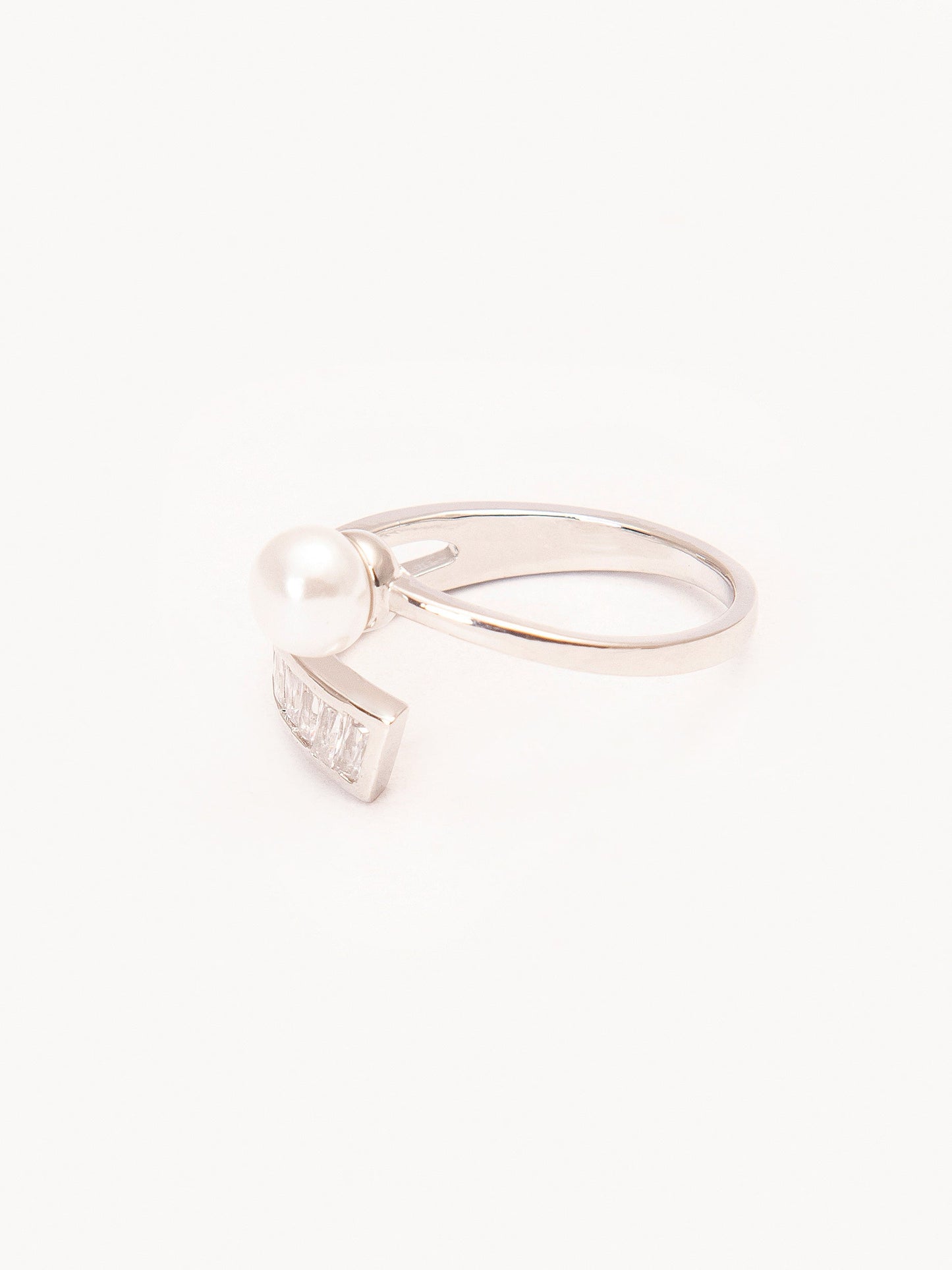 Embellished Metallic Ring