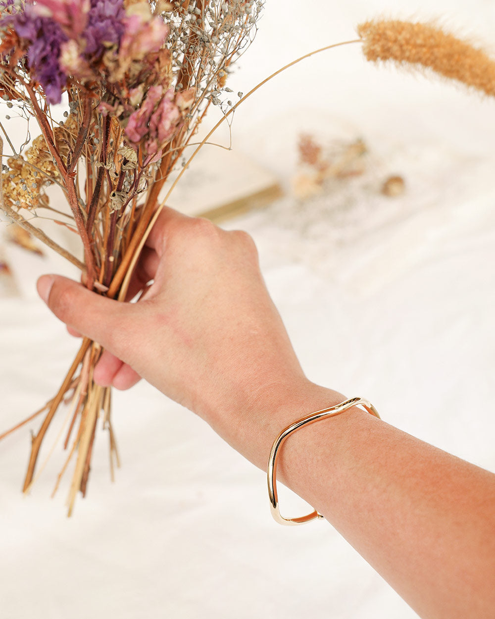 Mina Manschettenarmband