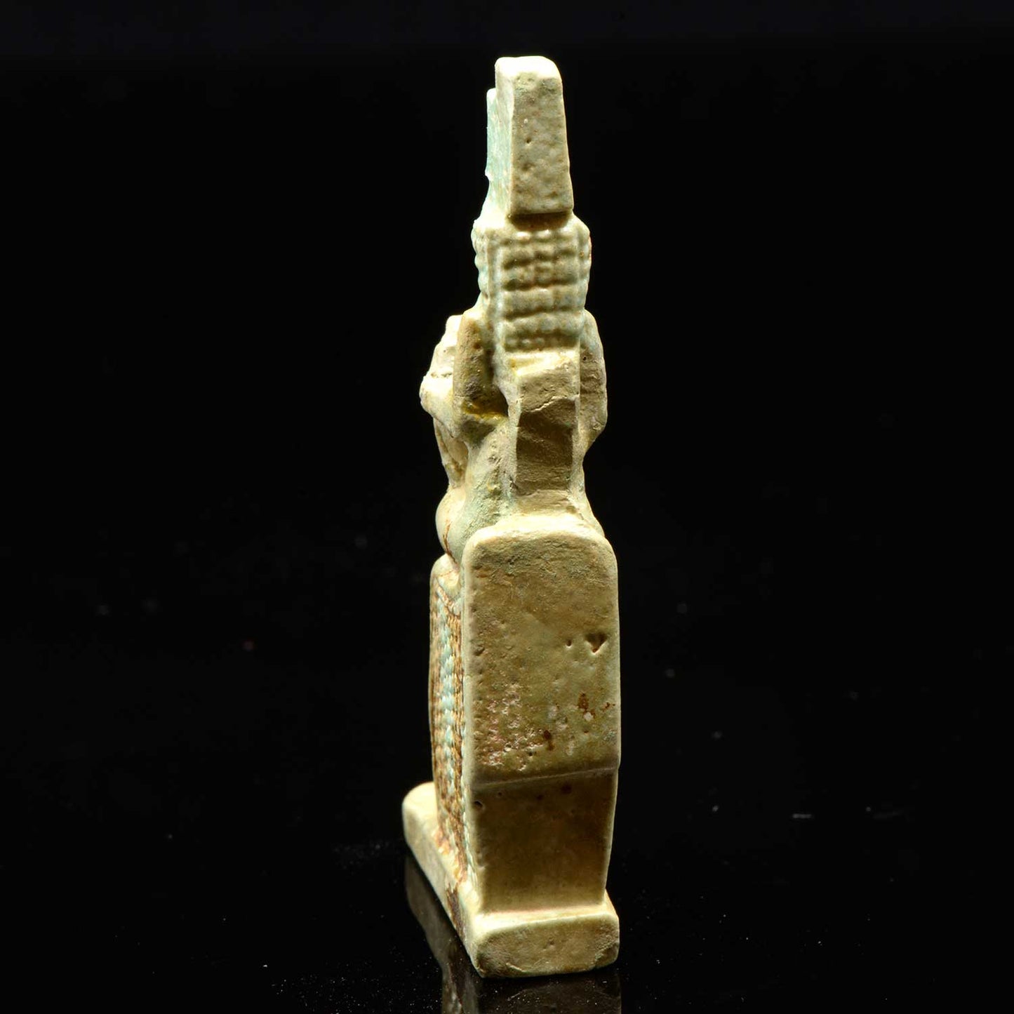 ایک مصری faience isis & Horus timulet ، 26 واں خاندان ، CA. 664-525 قبل مسیح