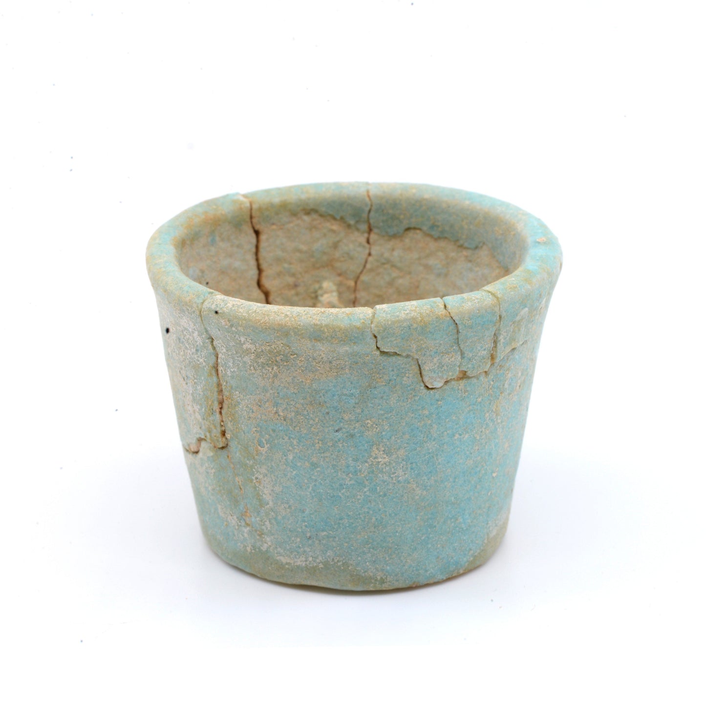 Eine ägyptische Fayence-Opferschale mit Inhalt, 26. Dynastie, ca. 664 - 525 v. Chr.