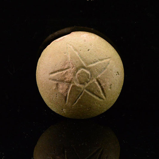 ایک مصری faience آرائشی عنصر ، نیو کنگڈم ، CA. 1550-1069 قبل مسیح