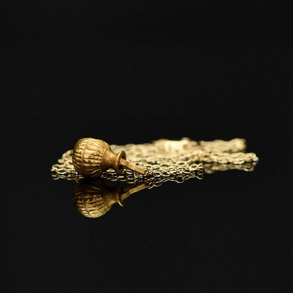 Ein griechischer goldener Vasenanhänger, hellenistische Periode, ca. 3. - 1. Jahrhundert v. Chr.