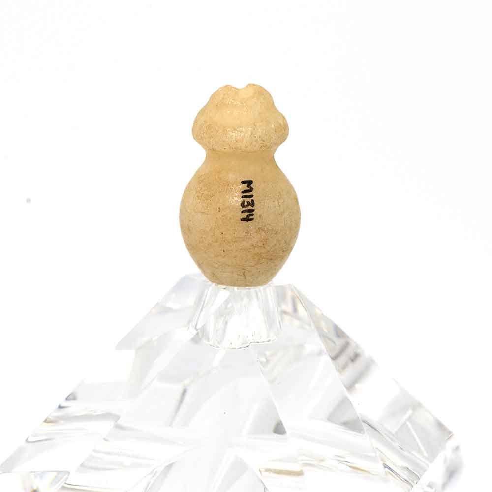 Ein ägyptisches Alabaster-Grablot, Neues Reich, ca. 1550 - 1069 v. Chr.