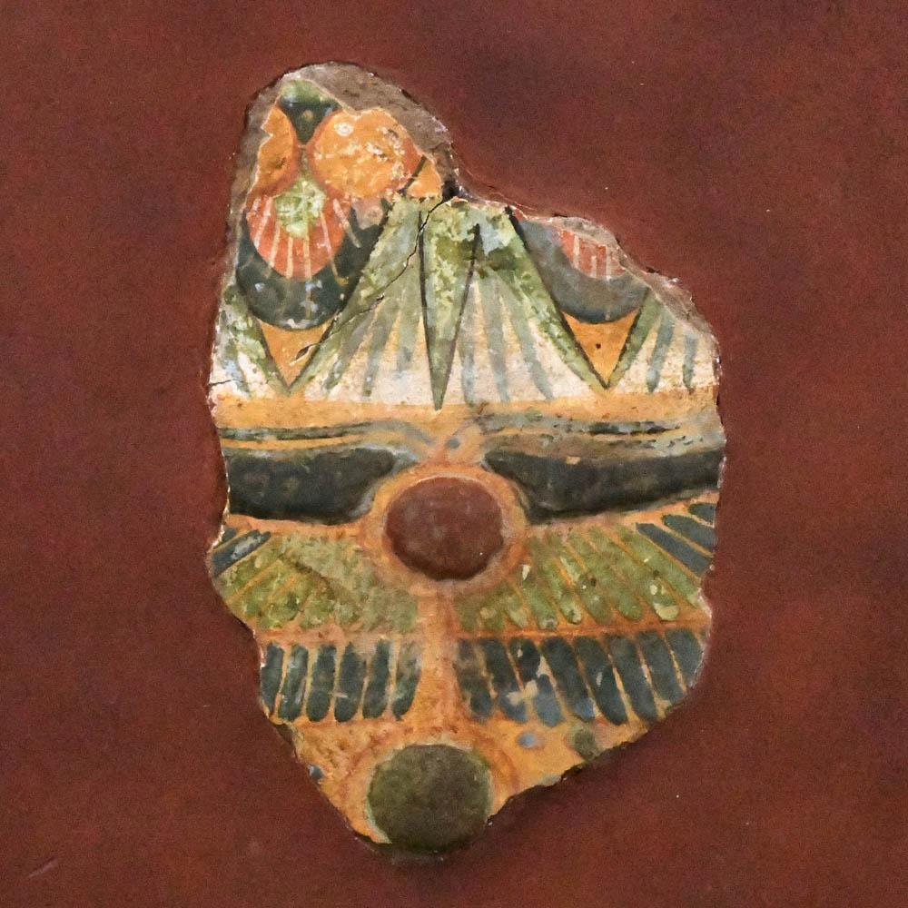 Ein ägyptisches polychromes Sarkophagfragment, Dritte Zwischenzeit, ca. 1069 - 712 v. Chr.