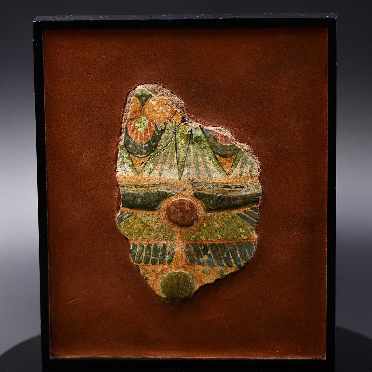 Ein ägyptisches polychromes Sarkophagfragment, Dritte Zwischenzeit, ca. 1069 - 712 v. Chr.