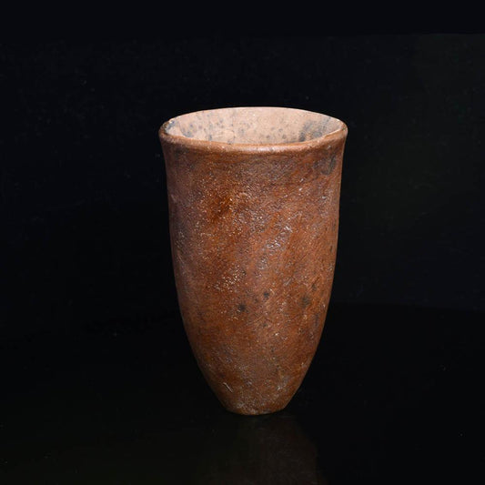 ایک مصری پری ڈینسٹک نیل مٹی کے ریڈ ویئر برتن ، سی اے۔ 3500 - 3200 قبل مسیح