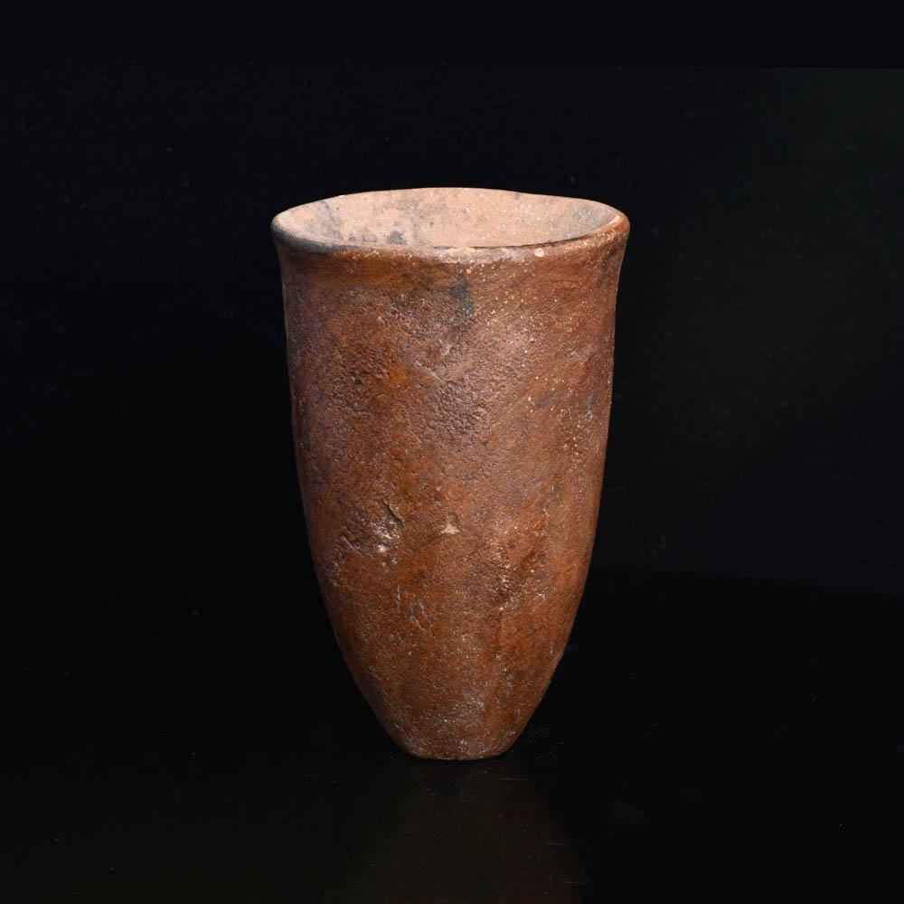 ایک مصری پری ڈینسٹک نیل مٹی کے ریڈ ویئر برتن ، سی اے۔ 3500 - 3200 قبل مسیح