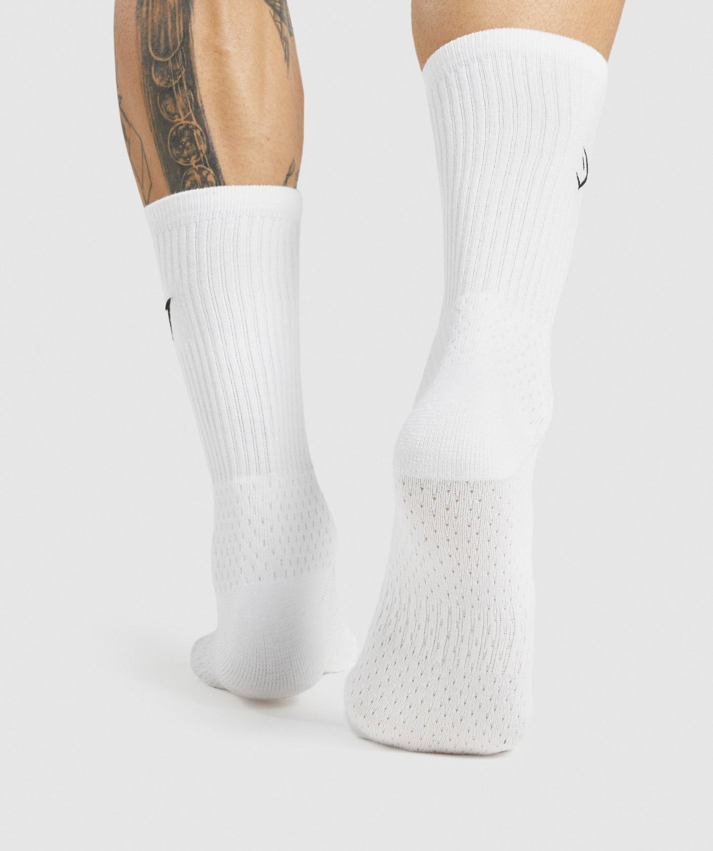 Gymshark Embroidered Sharkhead Crew Socks - White