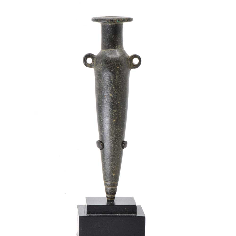 Ein griechisches Kosmetikgefäß aus Bronze, hellenistische Periode, ca. 3. - 1. Jahrhundert v. Chr.