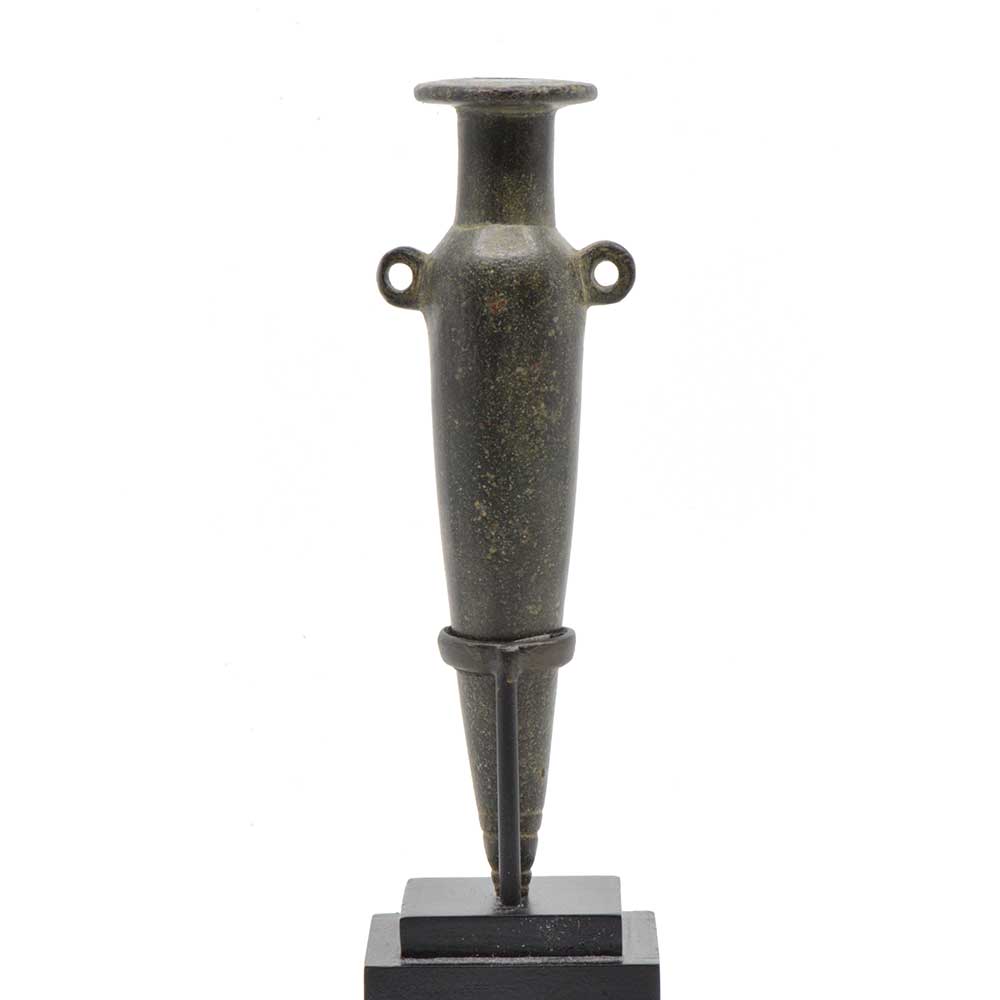 Ein griechisches Kosmetikgefäß aus Bronze, hellenistische Periode, ca. 3. - 1. Jahrhundert v. Chr.