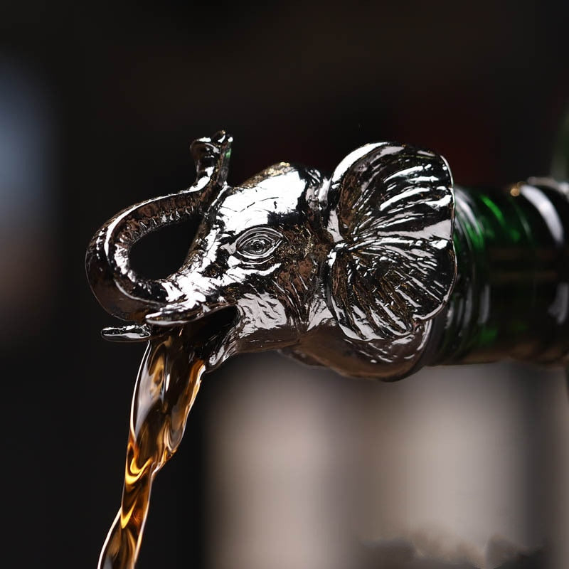 1 piece red wine pourer zinc alloy rhinoceros lion leopard antelope head wine stopper drink bar tool nightclub bar accessories