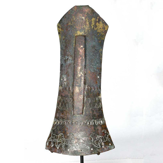 Eine seltene Stirnbinde für ein Pferdegeschirr aus Bronze aus Urartäa, frühes 1. Jahrtausend v. Chr.