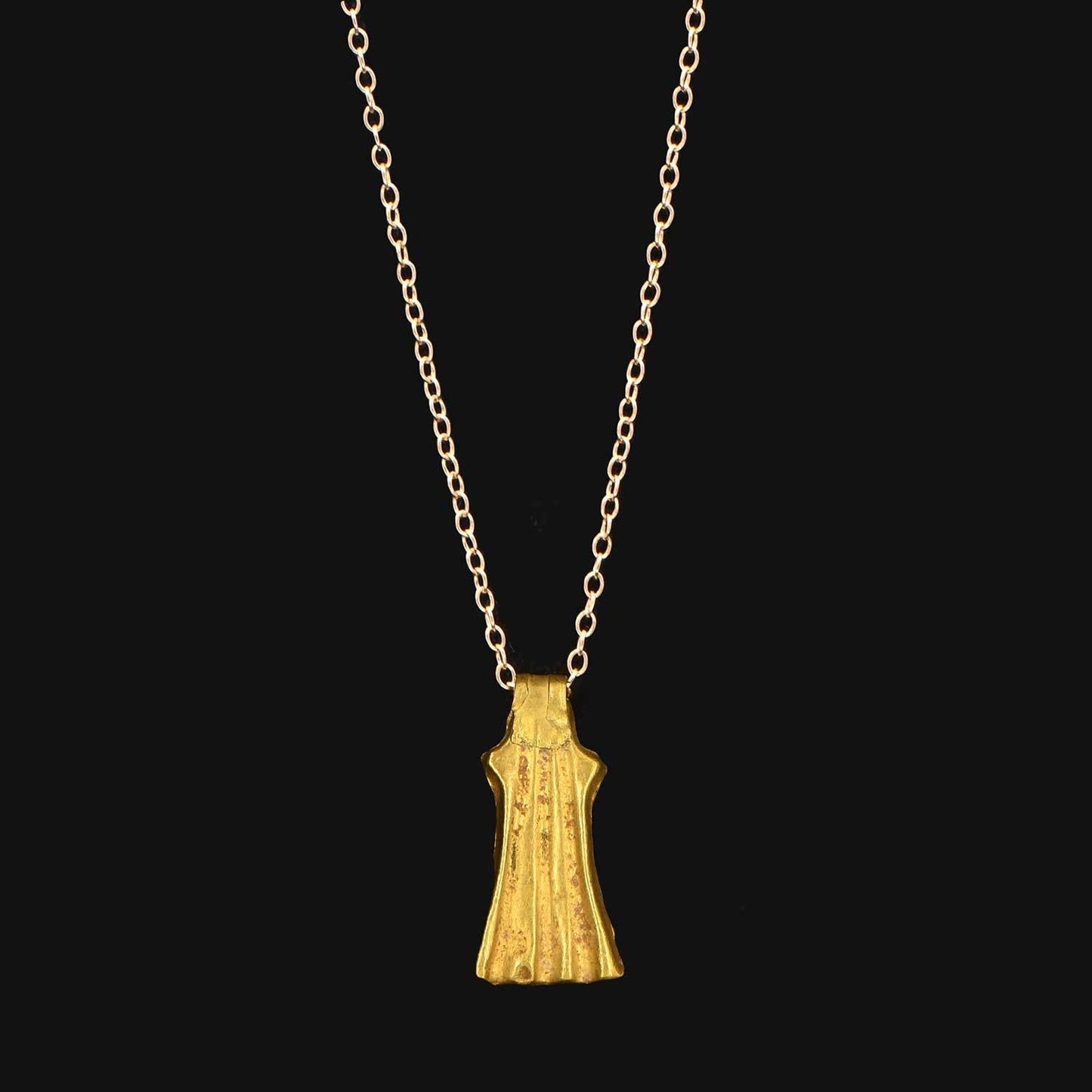 ایک فارسی سونے کا لاکٹ ، اچیمینیڈ پیریڈ ، سی اے 550 - 330 قبل مسیح