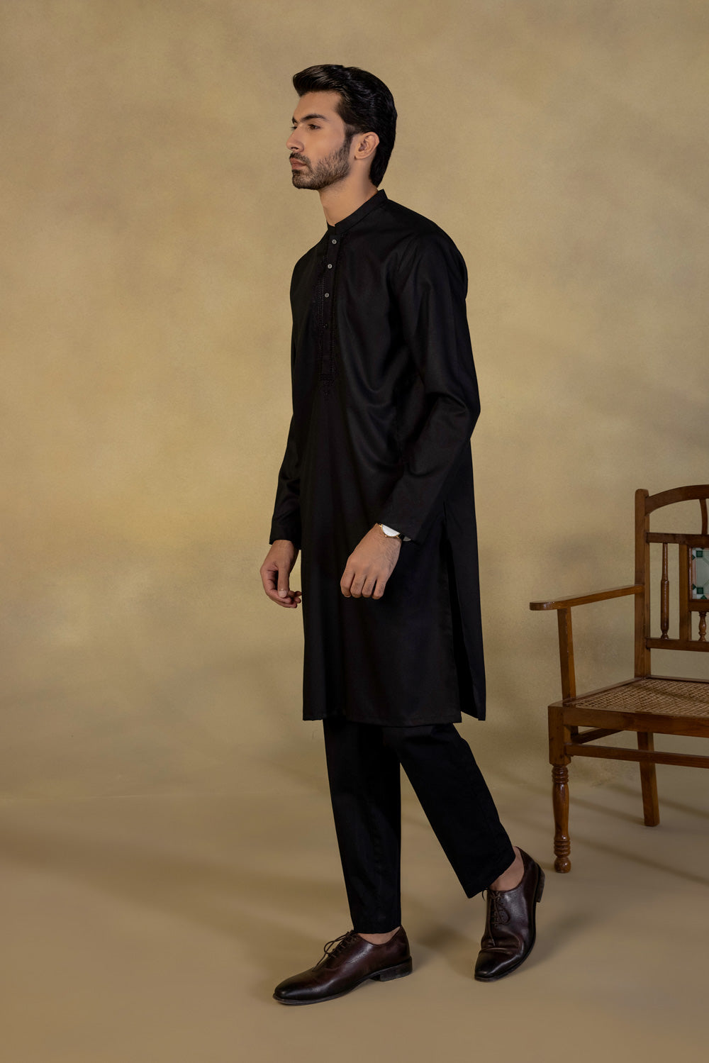 Embroidered Dobby Kurta