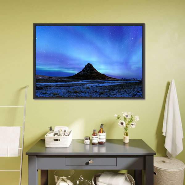 Mountain Kirkjufell & Aurora Canvas Wall Art-3 Horizontal-Gallery Wrap-25" x 16"-Tiaracle